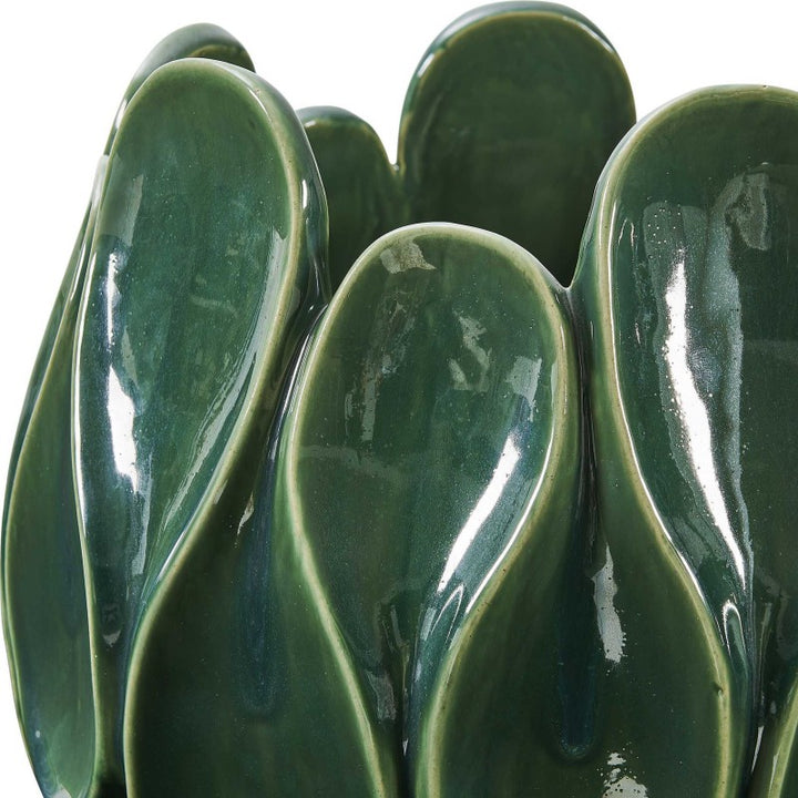 Petal Pinch - Indoor-Outdoor Bowl - Green
