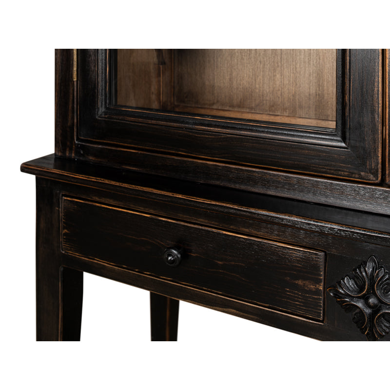 Beacon Hill Display Case