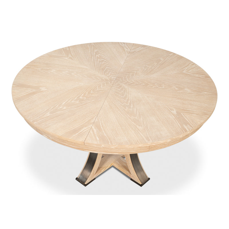 Tower Jupe Dining Table