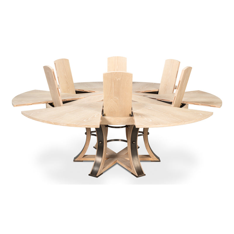 Tower Jupe Dining Table