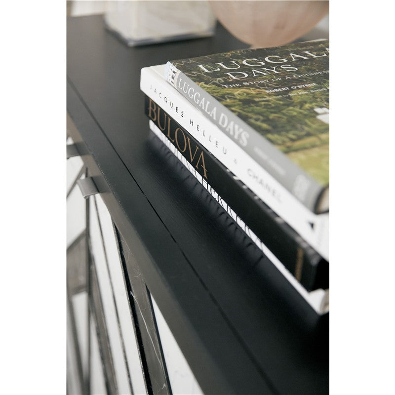 Sanctuary 2 - Noir Et Blanc Entertainment Console - Black