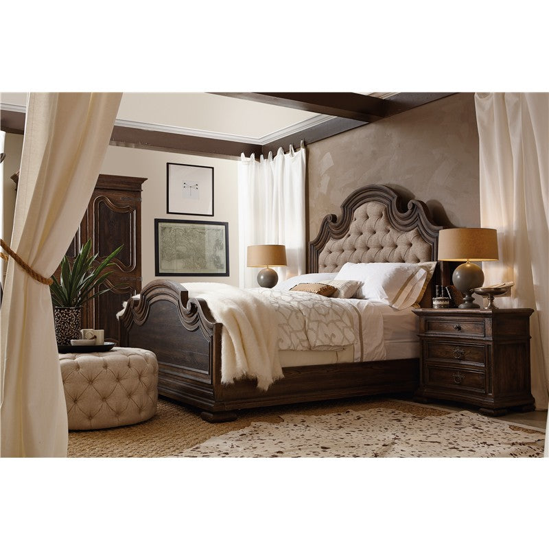 Hill Country - Fair Oaks King Upholstered Bed