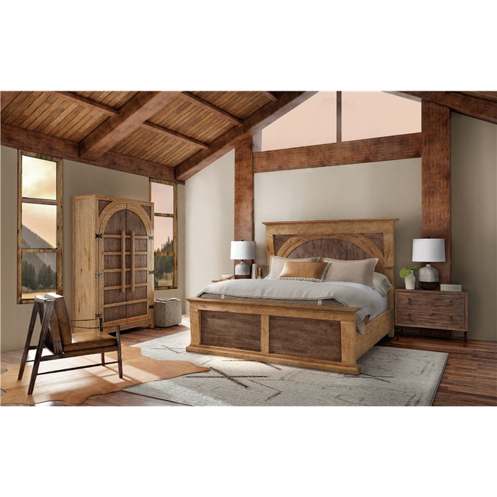 Big Sky - California King Corbel Bed