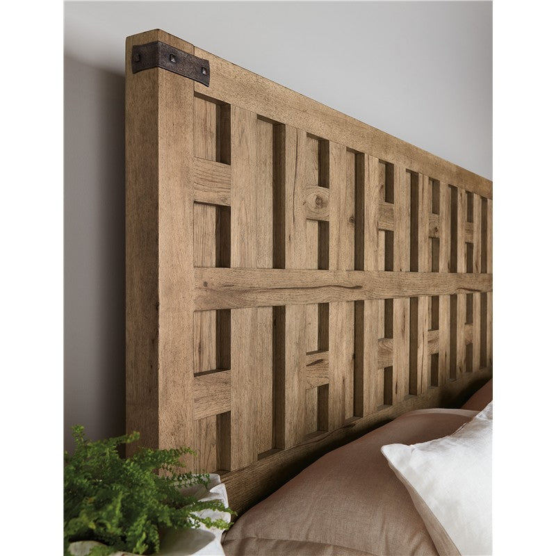 Vineyard Row - California King Panel Bed - Light Brown