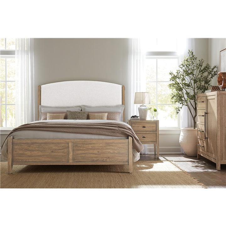 Vineyard Row - California King Upholstered Bed - Beige
