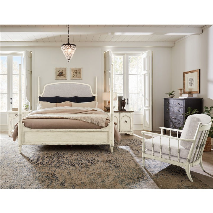 Americana - King Upholstered Poster Bed - White