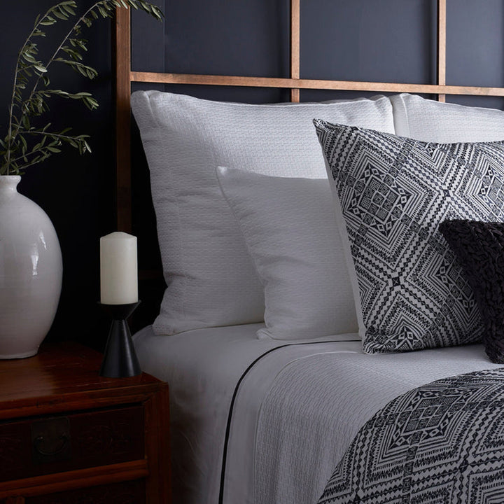 Pavilion White 36X25 Boxed Pillow