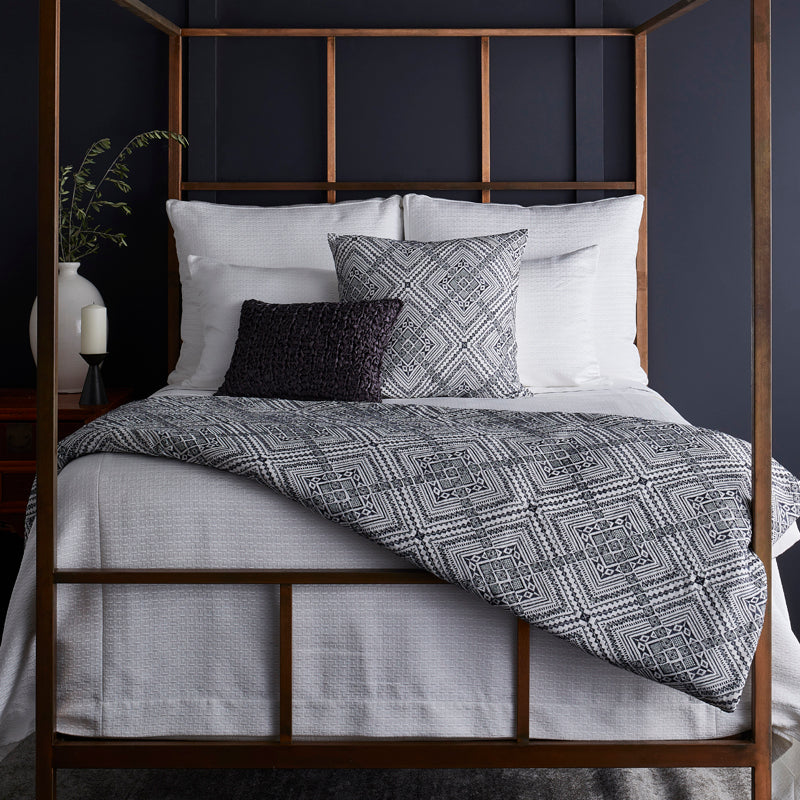 Pavilion White Queen Coverlet