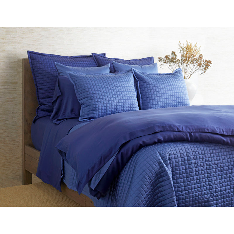 Ready To Bed 2.0 Navy/Periwinkle Queen Duvet