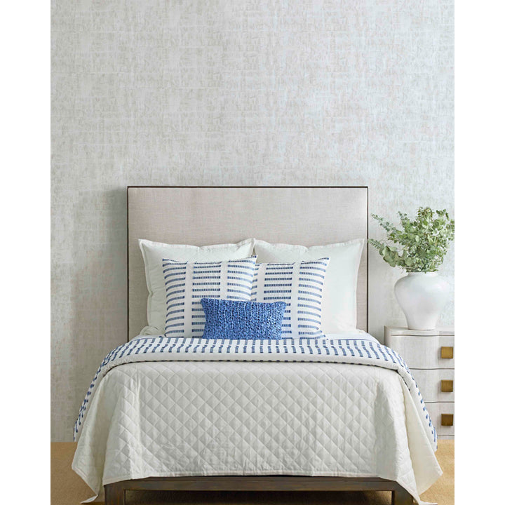 Latera White/Blue 24X14 Pillow